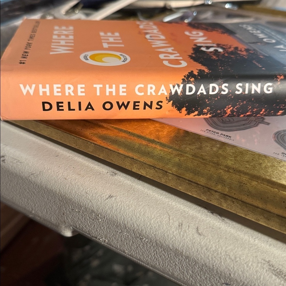 Where the Crawdads Sing Book - Picture 3 of 4